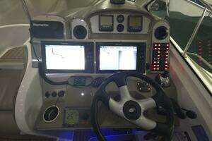 2008 Cruisers Yachts thumbnail 44