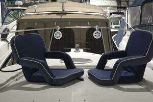 2008 Cruisers Yachts thumbnail 49
