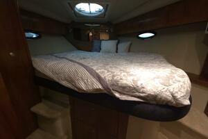 39ft Cruisers Yachts Yacht For Sale