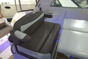 2008 Cruisers Yachts thumbnail 42