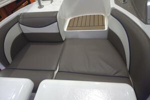 39ft Cruisers Yachts Yacht For Sale