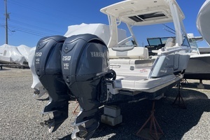 2023 Chaparral 280 OSX thumbnail 7