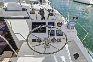 2020 Fountaine Pajot Astrea 42 thumbnail 11