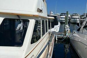 Glass Machine 36ft Sabreline Yacht For Sale