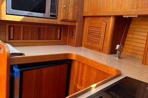 Glass Machine 36ft Sabreline Yacht For Sale