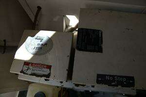 2002 Viking 43 Open thumbnail 39