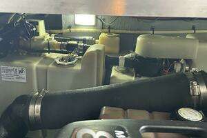 2001 Sea Ray 380 Sundancer thumbnail 48