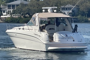 2001 Sea Ray 380 Sundancer thumbnail 3
