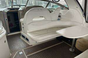 2001 Sea Ray 380 Sundancer thumbnail 7