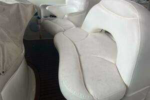 2001 Sea Ray 380 Sundancer thumbnail 12