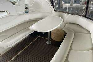 2001 Sea Ray 380 Sundancer thumbnail 8