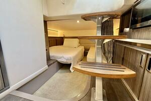 2022 Sea Ray Sundancer 320 thumbnail 12