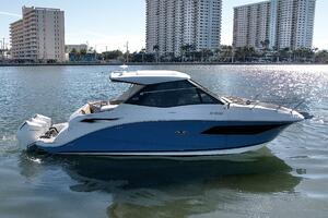 2022 Sea Ray Sundancer 320 thumbnail 1