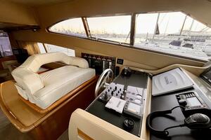 55FT (16.79M) FERRETTI YACHTS