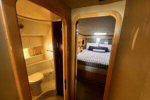 2004 Ferretti Yachts 530 thumbnail 8