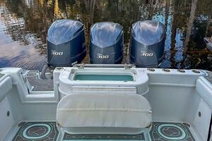 2014 Yellowfin 36 Offshore thumbnail 28
