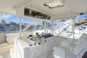 2001 Ocean Yachts 56 Super Sport thumbnail 22