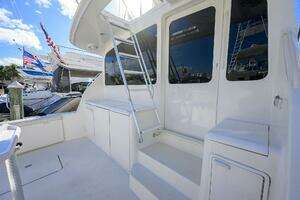 2001 Ocean Yachts 56 Super Sport thumbnail 9