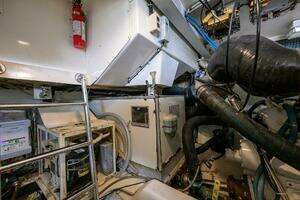 2001 Ocean Yachts 56 Super Sport thumbnail 91