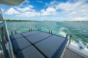 2015 Fairline 78 Squadron thumbnail 39