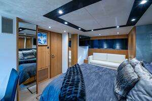 2015 Fairline 78 Squadron thumbnail 60