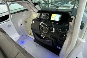 37ft Axopar Yacht For Sale