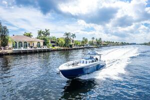 43FT (13.11M) MIDNIGHT EXPRESS Worth Avenue Yachts