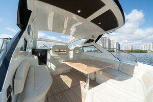 2017 Beneteau Gran Turismo 40 thumbnail 17