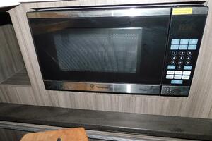 Knot Guilty 32ft Sea Ray Yacht For Sale