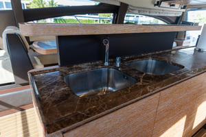 64FT (19.51M) AZIMUT