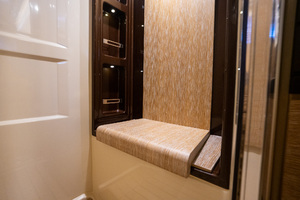 64FT (19.51M) AZIMUT