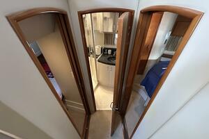 Pura Vida 36ft Carver Yacht For Sale