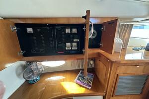 Pura Vida 36ft Carver Yacht For Sale