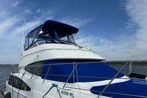2005 Carver 36 SS thumbnail 10
