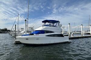 Pura Vida 36ft Carver Yacht For Sale