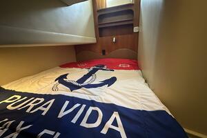 Pura Vida 36ft Carver Yacht For Sale