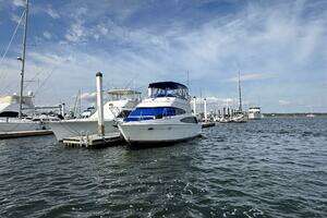 2005 Carver 36 SS thumbnail 5
