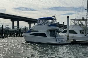 Pura Vida 36ft Carver Yacht For Sale
