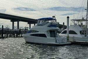 2005 Carver 36 SS thumbnail 8