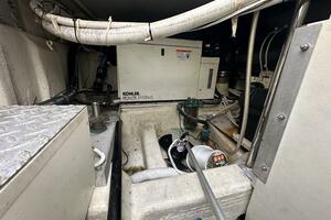 Pura Vida 36ft Carver Yacht For Sale