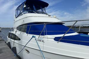 Pura Vida 36ft Carver Yacht For Sale