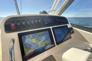 30ft Grady White Yacht For Sale