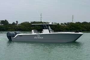  2025 Invincible 35 Catamaran Yacht For Sale in Islamorada FL