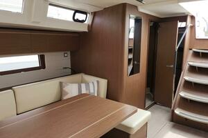 51ft Beneteau Yacht For Sale