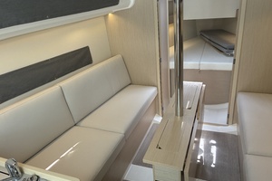 30ft Beneteau Yacht For Sale