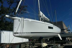 30ft Beneteau Yacht For Sale