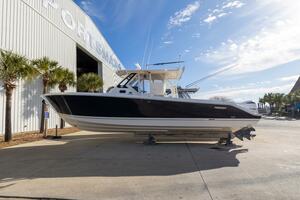 2019 Pursuit S 368 thumbnail 30