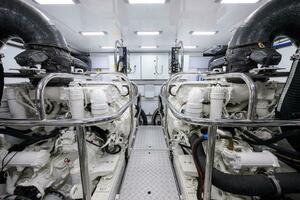 Princess Y78 - Engine Room 