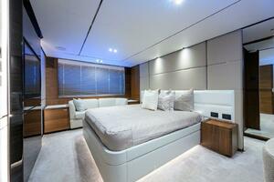 Princess Y78 - Master Stateroom