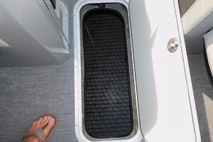 TERI S TOY 27ft Aqua Patio Yacht For Sale